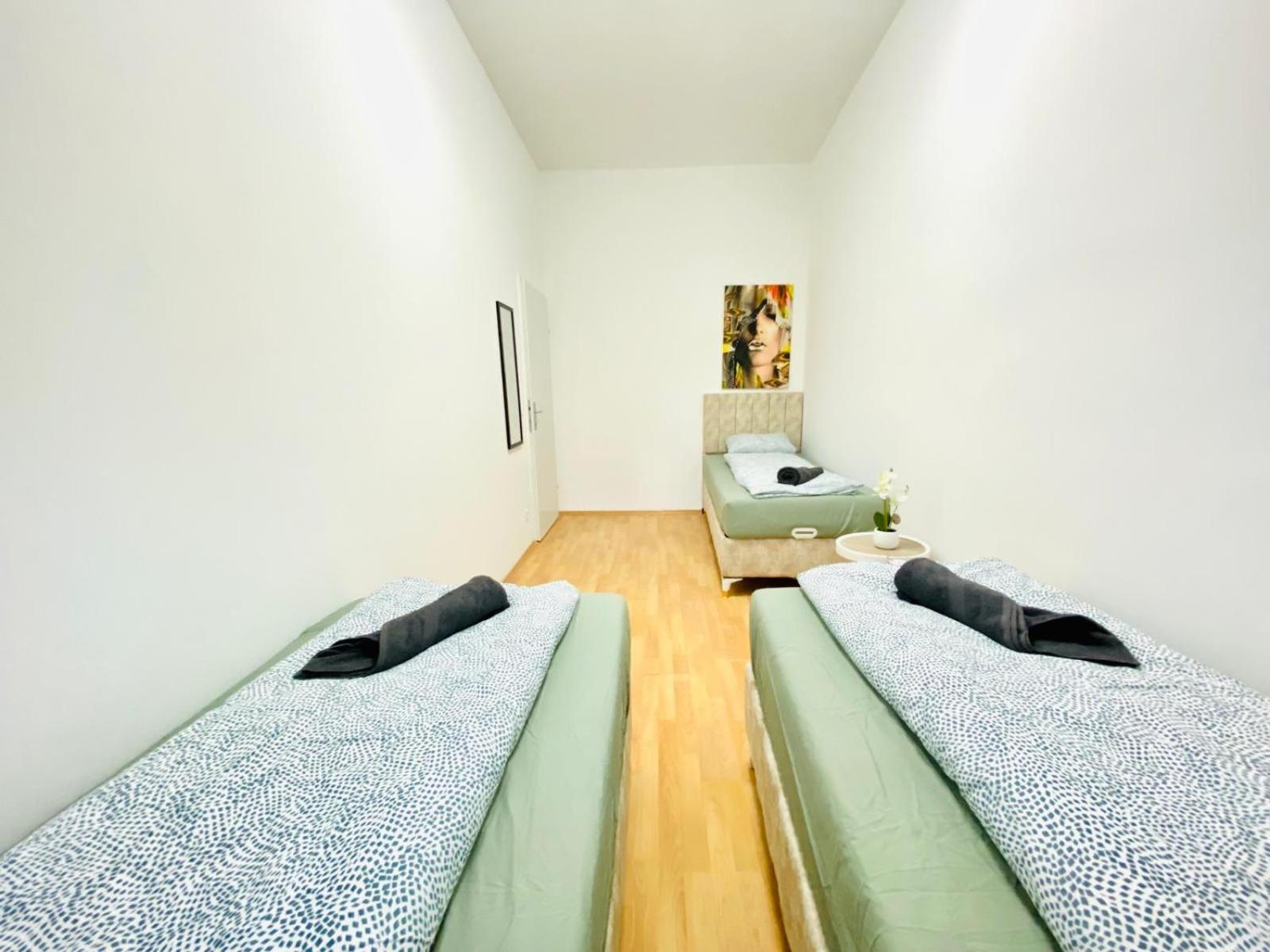 Bright 5Br Shared Apartment W Great Transport Link Wenen Buitenkant foto