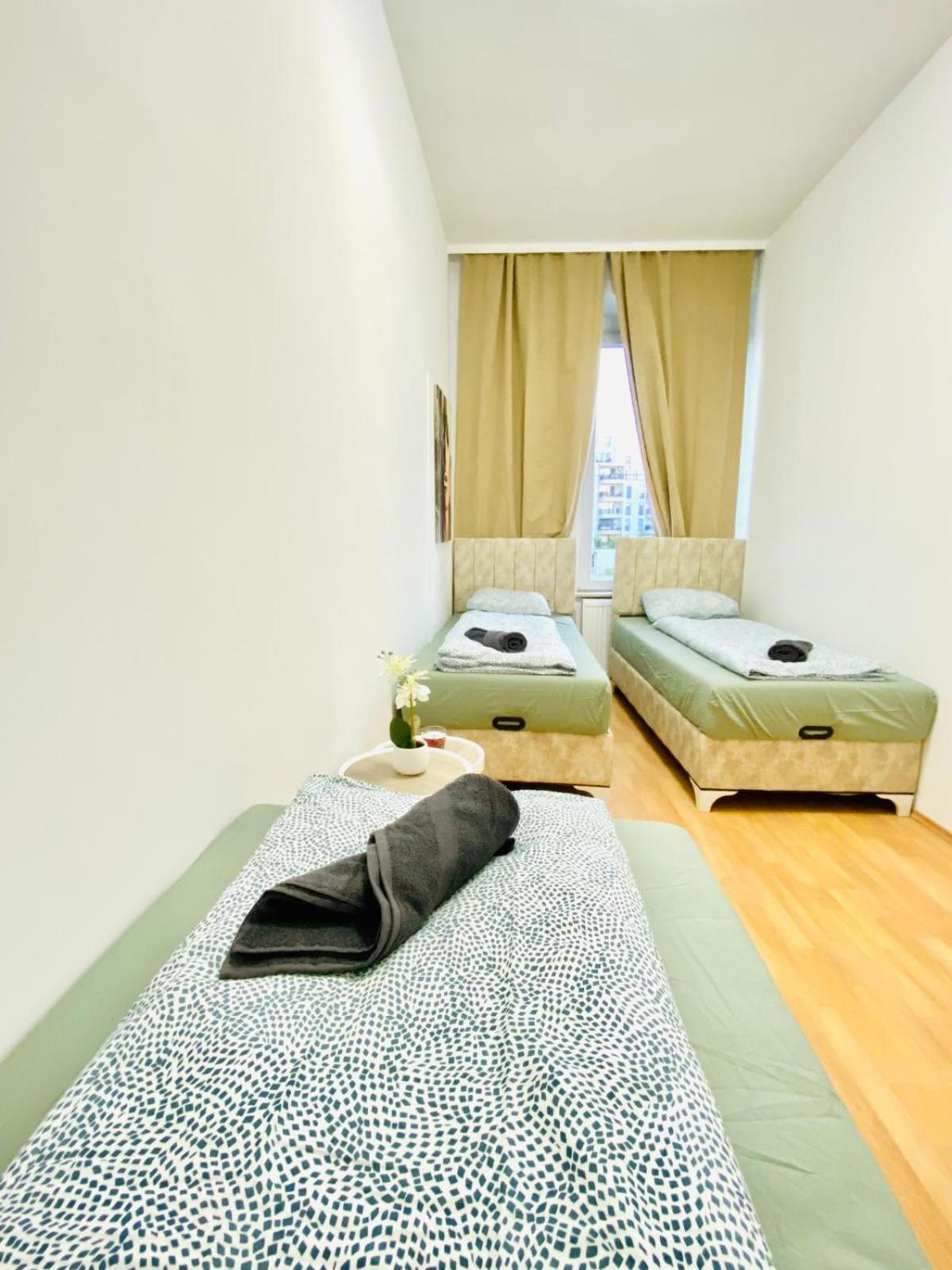 Bright 5Br Shared Apartment W Great Transport Link Wenen Buitenkant foto