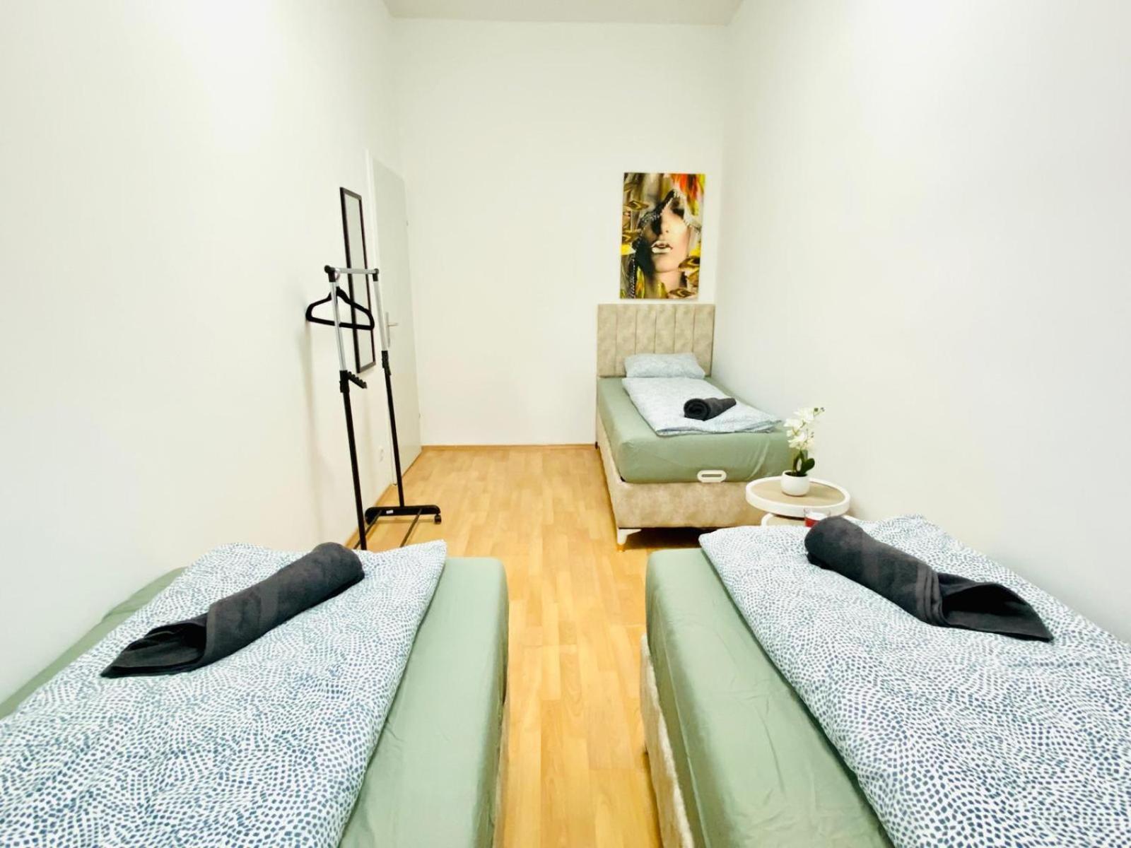 Bright 5Br Shared Apartment W Great Transport Link Wenen Buitenkant foto