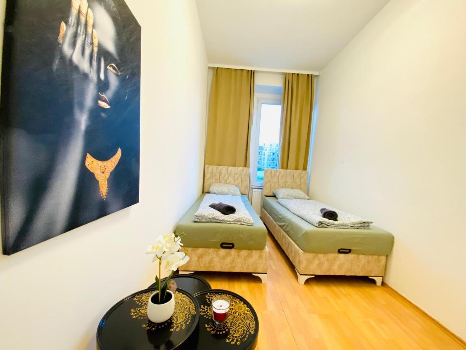 Bright 5Br Shared Apartment W Great Transport Link Wenen Buitenkant foto