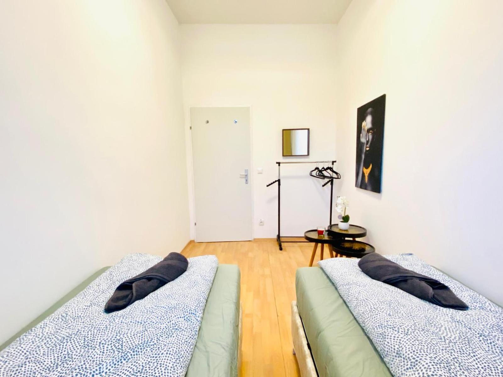Bright 5Br Shared Apartment W Great Transport Link Wenen Buitenkant foto