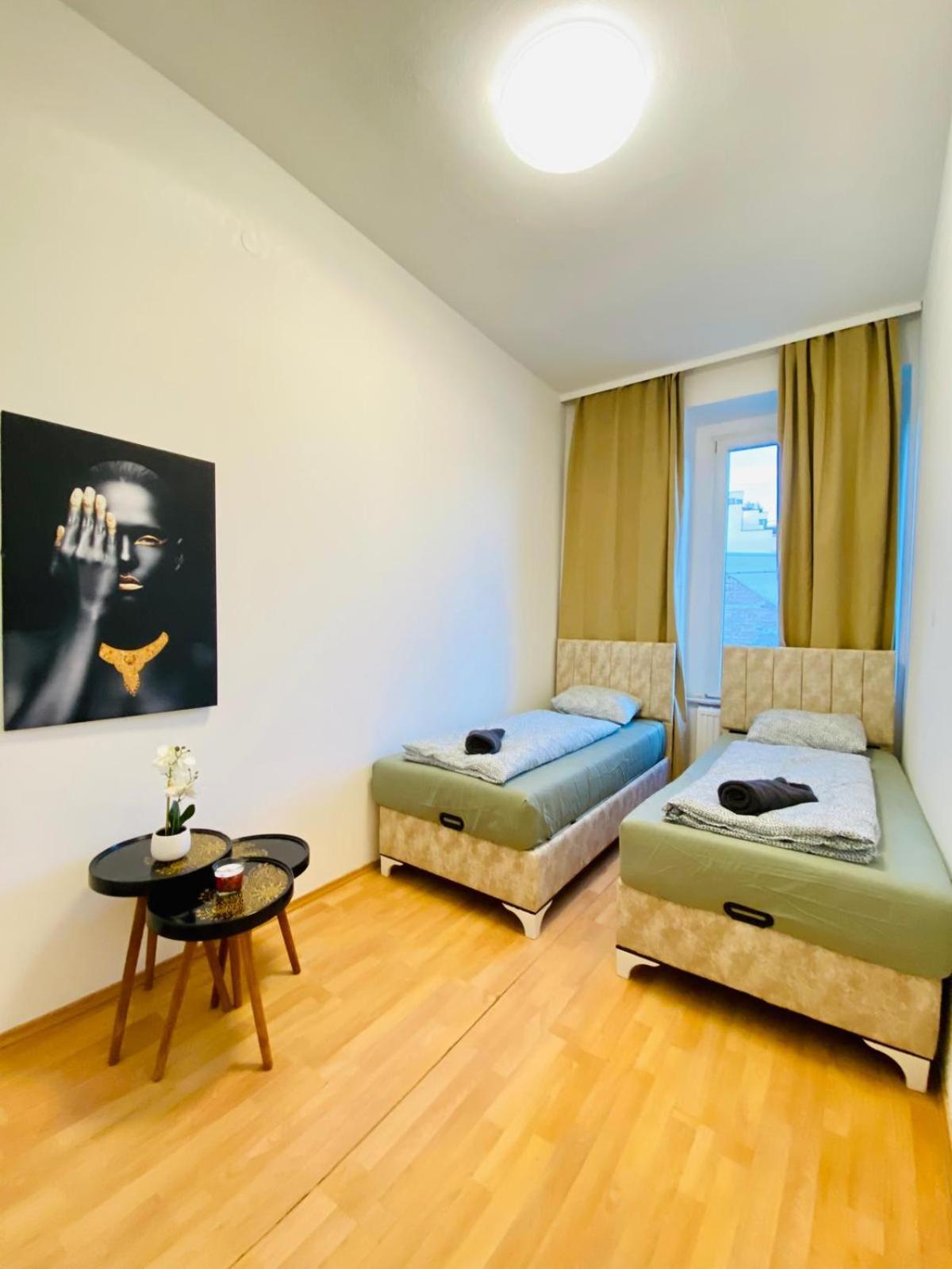 Bright 5Br Shared Apartment W Great Transport Link Wenen Buitenkant foto
