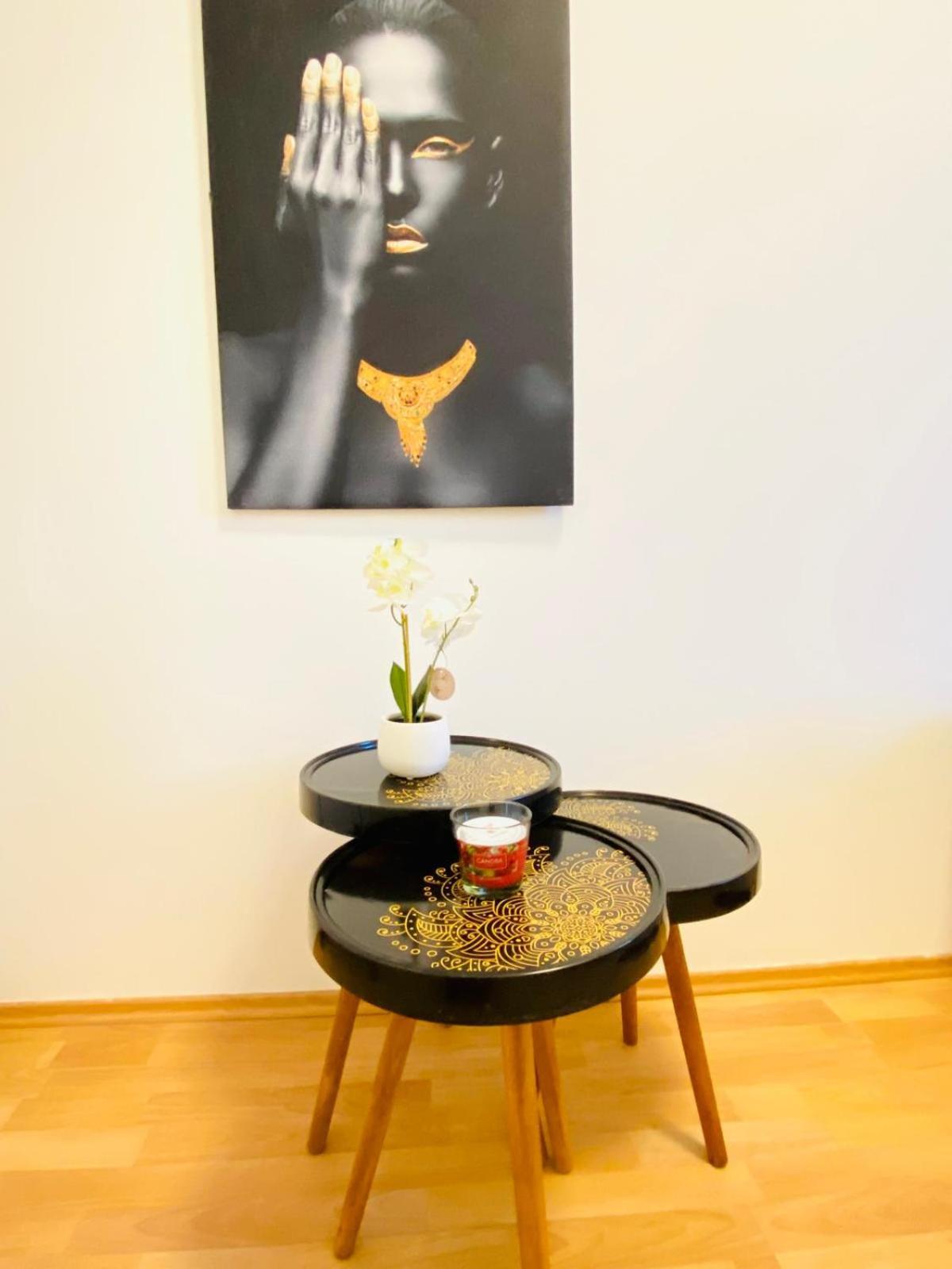Bright 5Br Shared Apartment W Great Transport Link Wenen Buitenkant foto