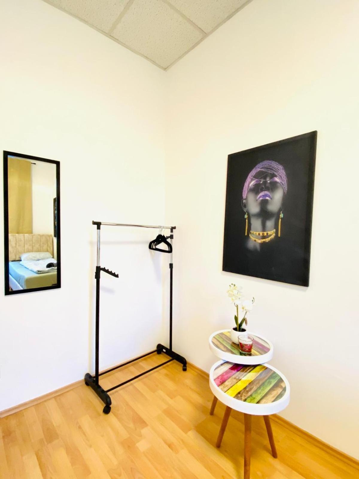 Bright 5Br Shared Apartment W Great Transport Link Wenen Buitenkant foto