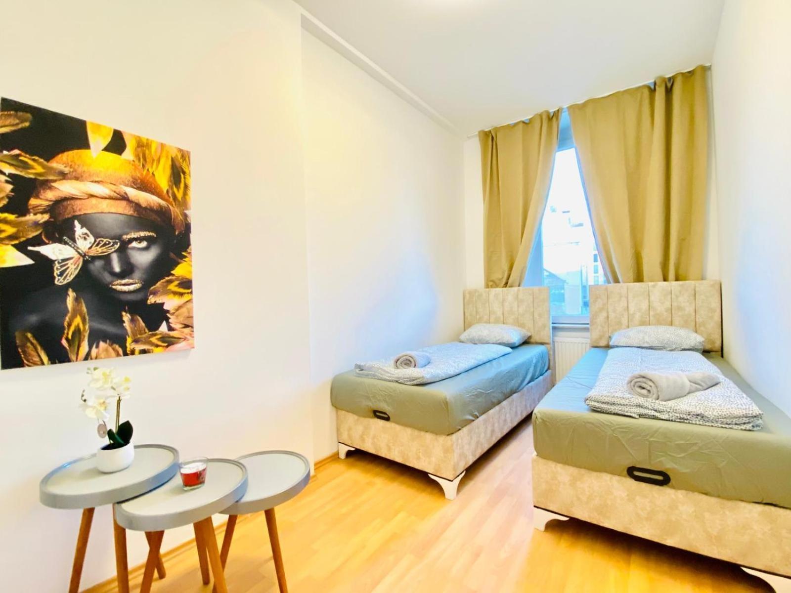 Bright 5Br Shared Apartment W Great Transport Link Wenen Buitenkant foto
