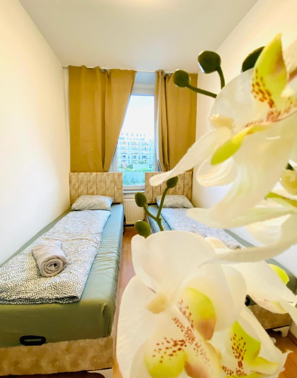 Bright 5Br Shared Apartment W Great Transport Link Wenen Buitenkant foto