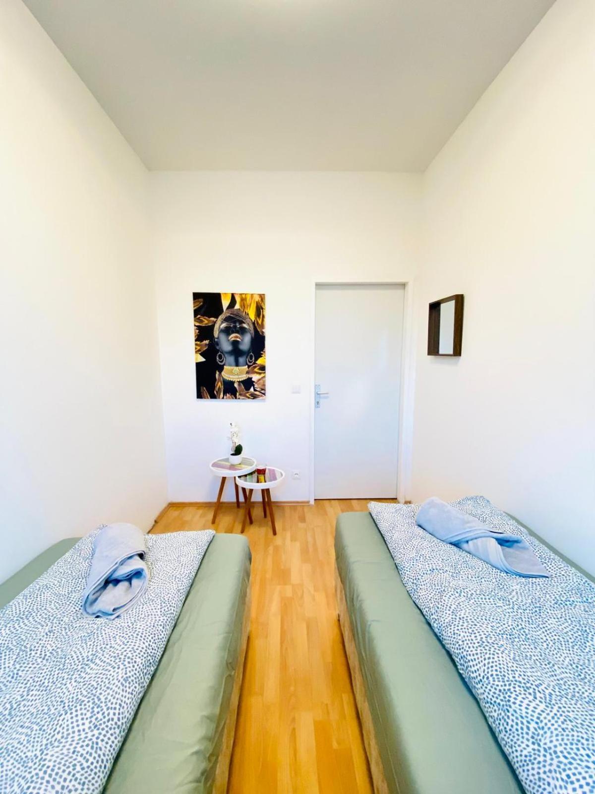 Bright 5Br Shared Apartment W Great Transport Link Wenen Buitenkant foto